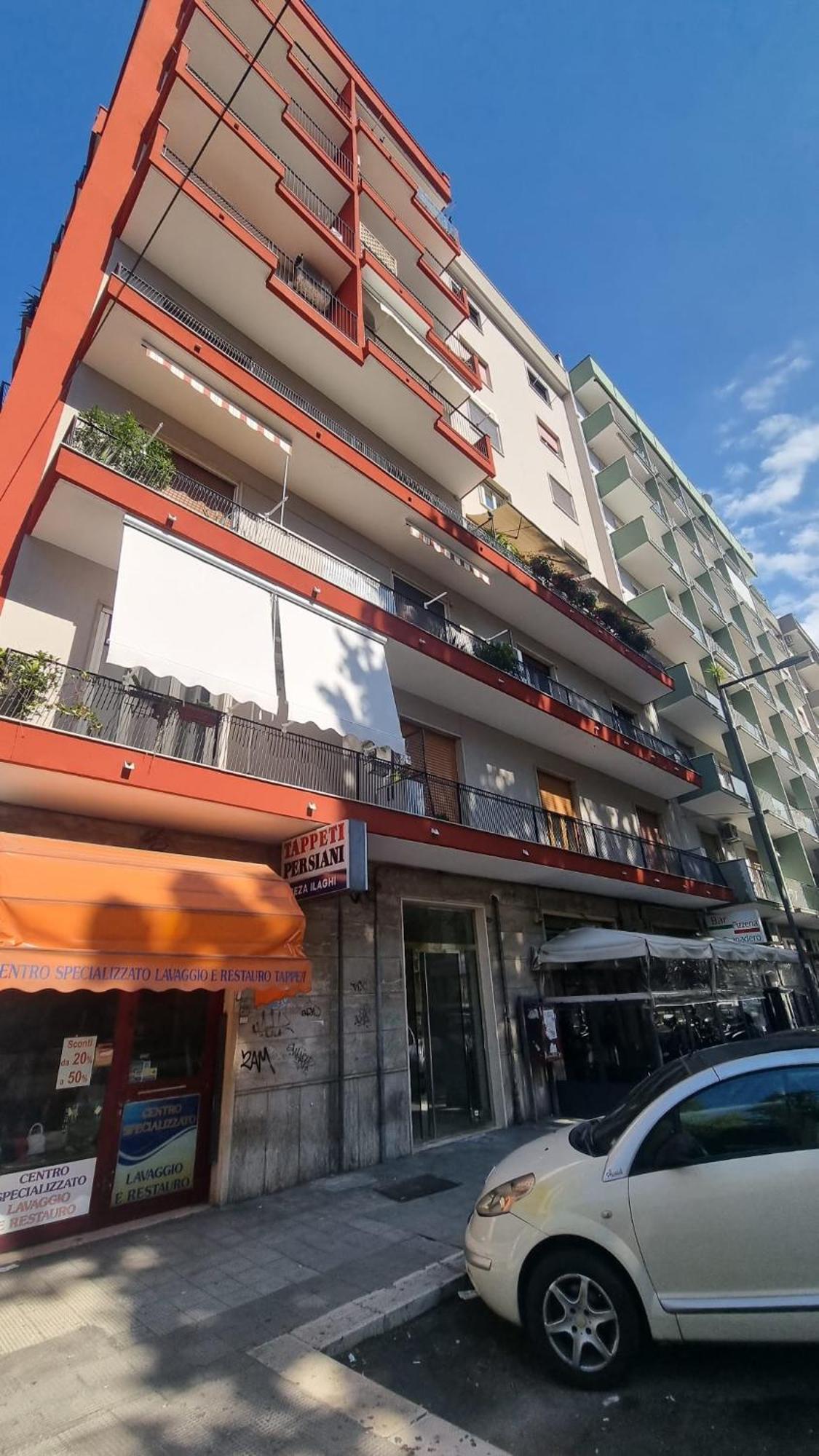 Repubblica Rooms Bari Exteriör bild