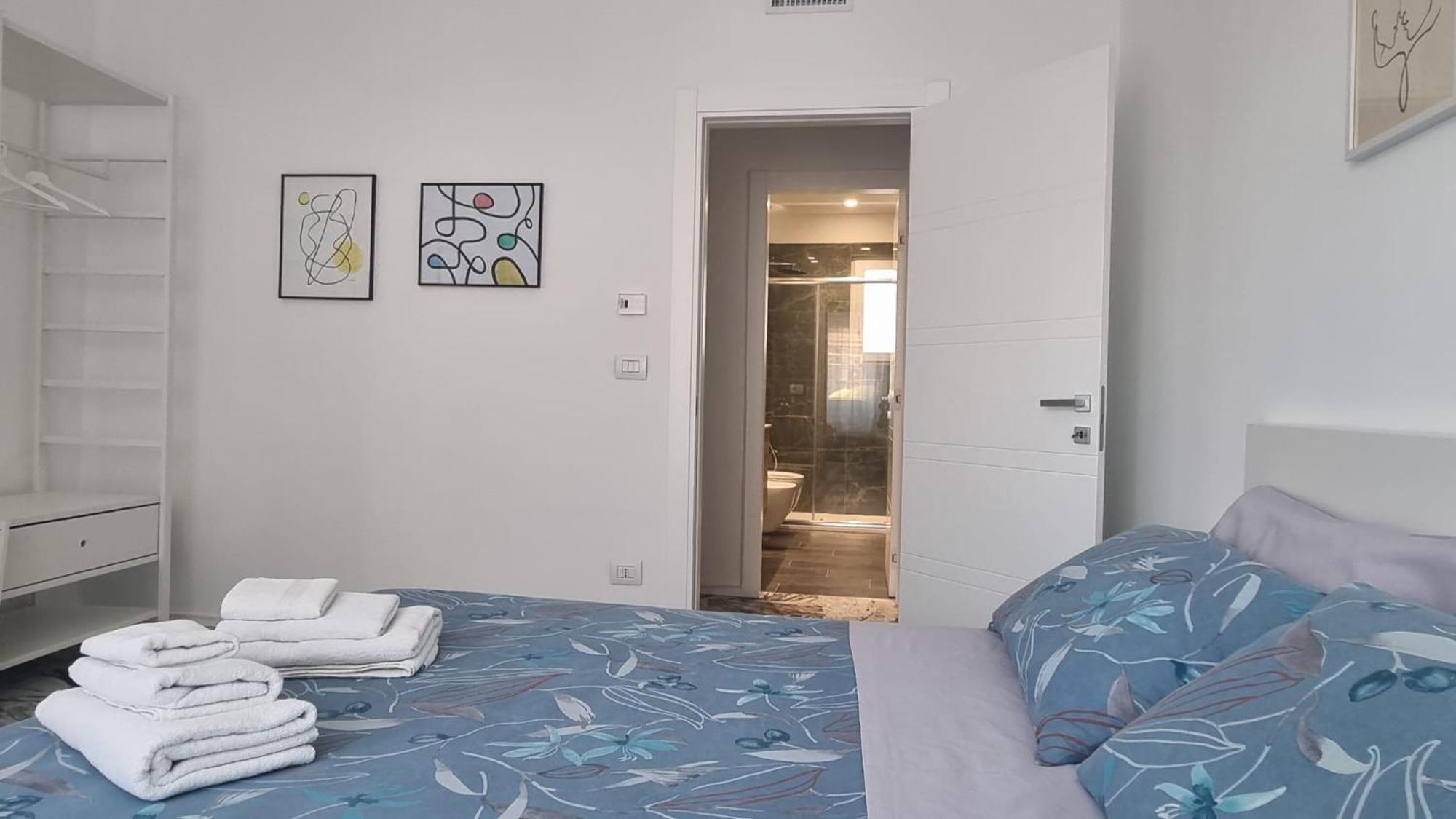 Repubblica Rooms Bari Exteriör bild